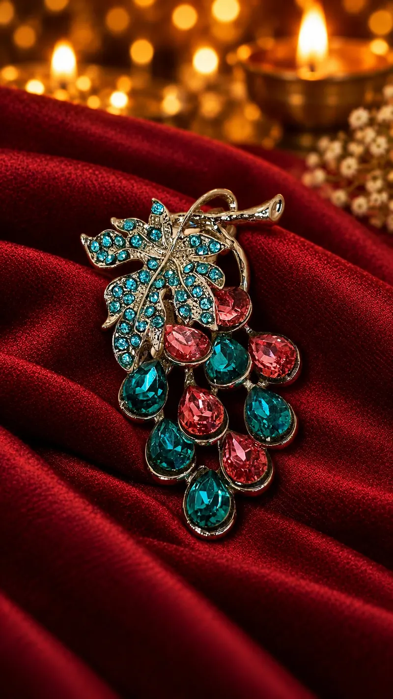 Chaitali Saree Pin